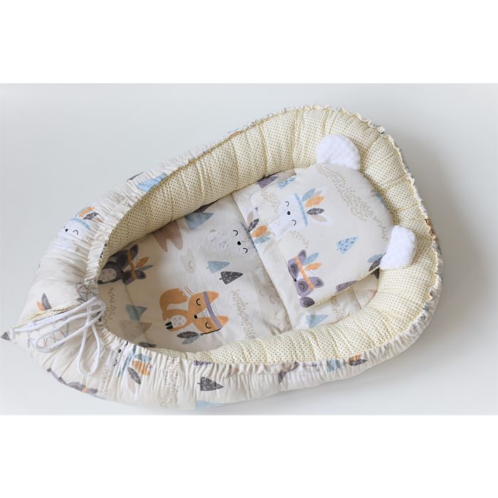 Beebipesa  "Orange fox". Beebipesa - Mängutuba beebidele.