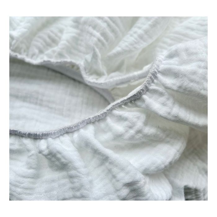 Musliinist kummiga voodilina "Soft as a cloud"- valge