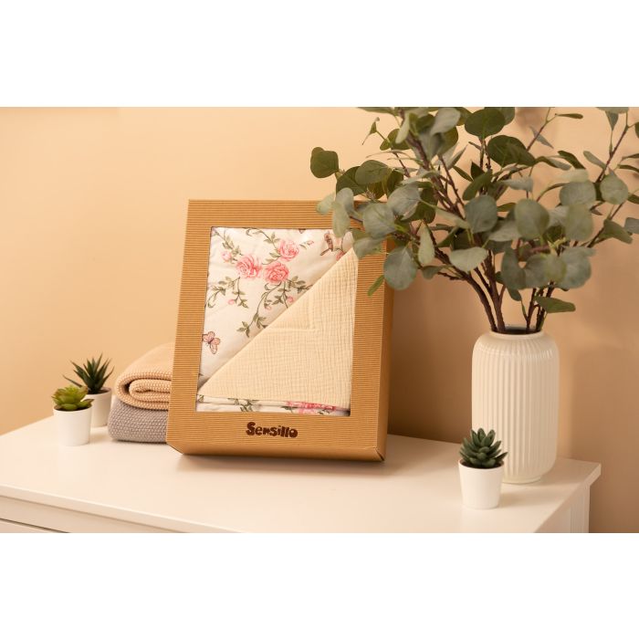 Musliin ja puuvillane beebitekk "Alise" ecru