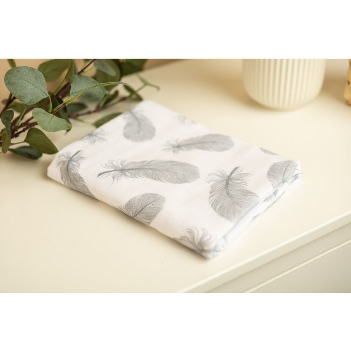 Musliin beebitekk "Light feathers" 80x100 cm 