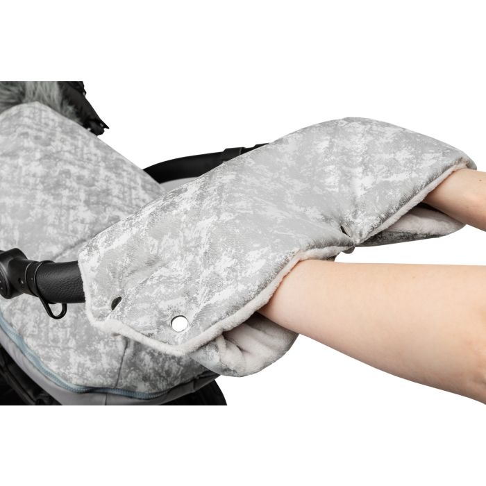 Kindad ja muhvid vankrisangele  "Bundle up" hall