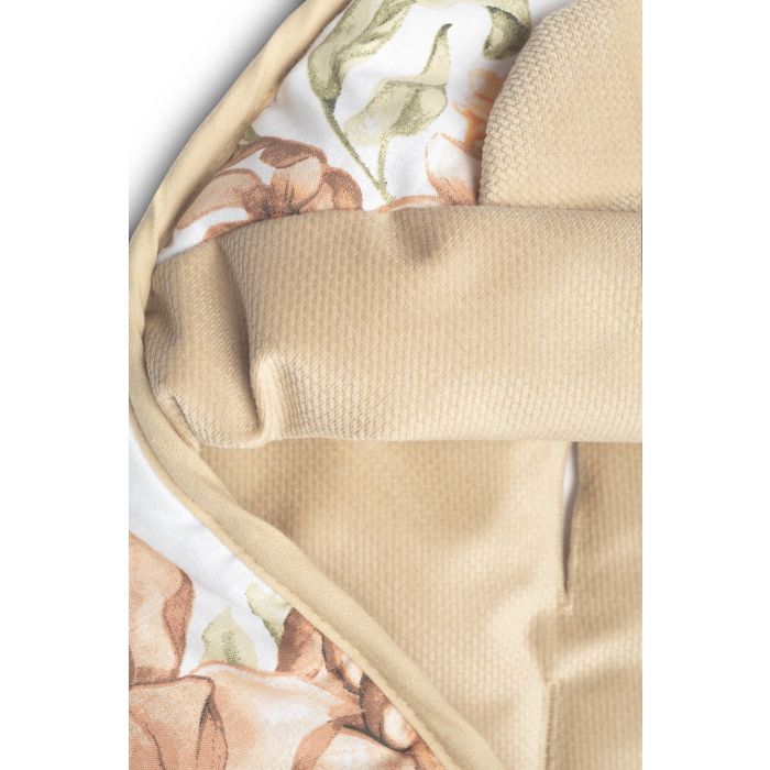 Soojakott vankrisse/turvatool  "Floral beige" 90x90 cm