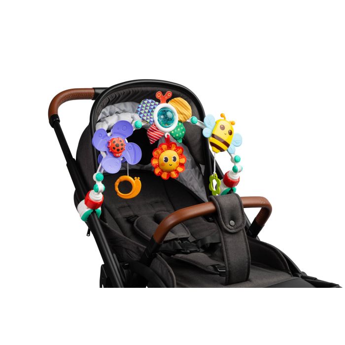 Mängukaar beebitoolile/vankrile  "Flowers"